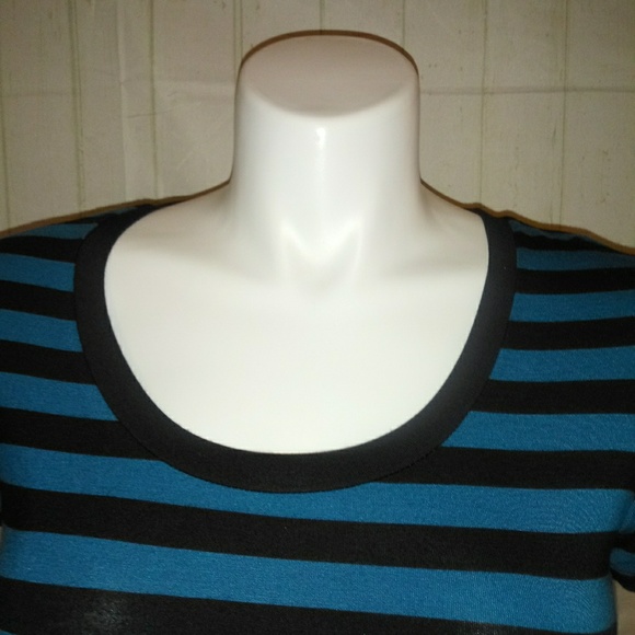 SOLD❤ 3 for $20....Apt 9 shirt w/ Sequence - Picture 3 of 5